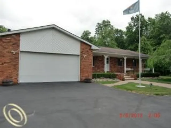 21388 Inkster Rd, Romulus, MI 48174