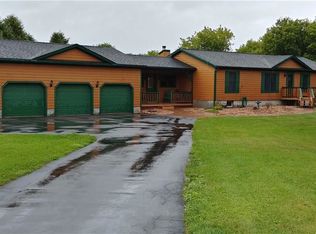 2404 Robinson Rd, Chittenango, NY 13037