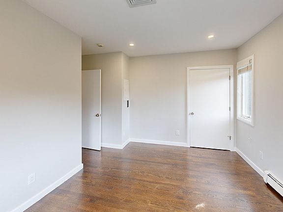 5th image of 56 Cynthia Rd