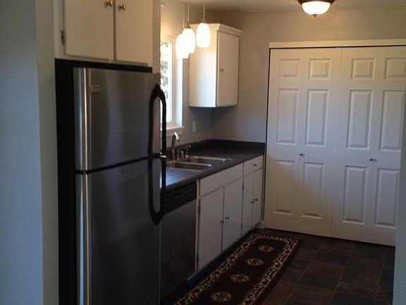 3rd image of 28910 44th Pl S