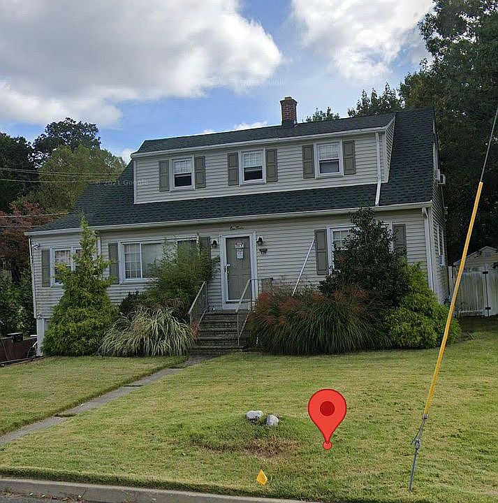 1st image of 130 Overlook Ave