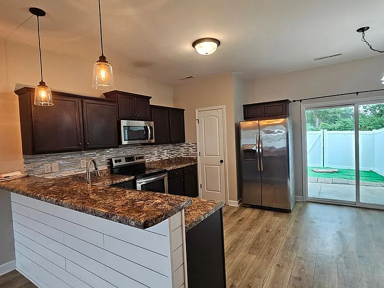 511 Justice Farm Dr — Photo 4