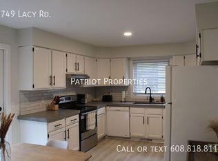 5749 Lacy Rd, Madison, WI 53711