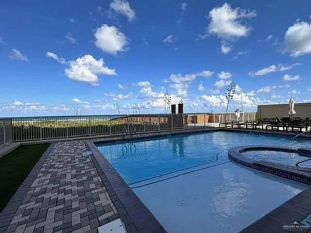 2700 Gulf Blvd #204 — Photo 26