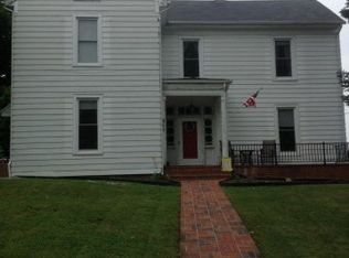 613 Pine St, Tazewell, VA 24651