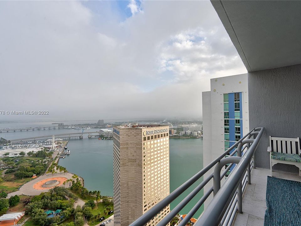 1st image of 325 Biscayne Blvd #4216