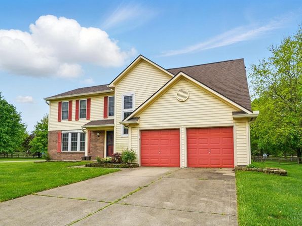 8245 Verdant Dr, West Chester, OH 45069