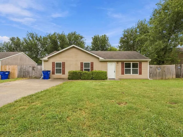 1419 Westwood Blvd, Junction City, KS 66441