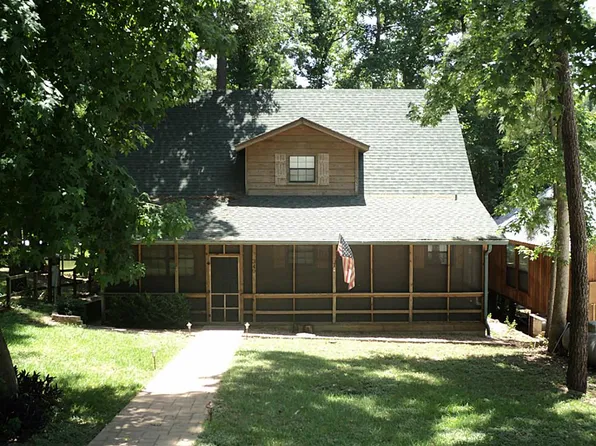 349 Sunset Dr, Livingston, TX 77351