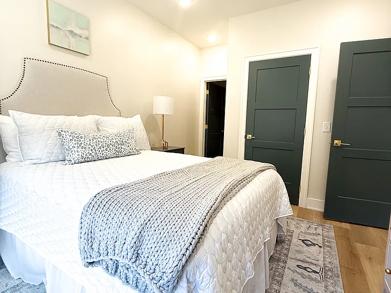 211 Poplar St #211 — Photo 29