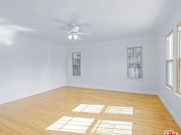 1119 S Crescent Heights Blvd — Photo 4