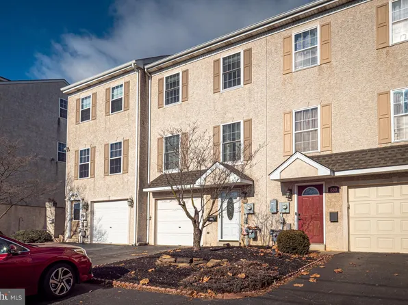 626 Jefferson St, Bridgeport, PA 19405