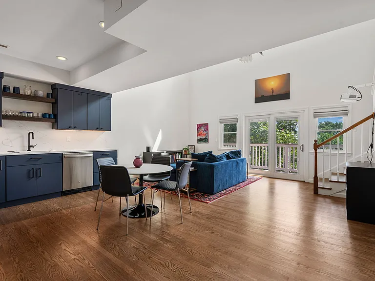 112 Highland Ave #H — Photo 4