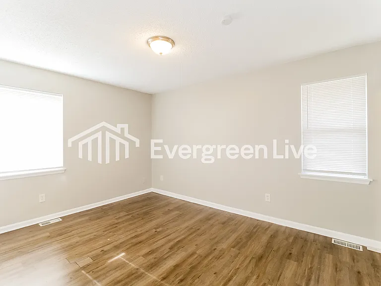 1109 NE 9th Street Ter — Photo 13