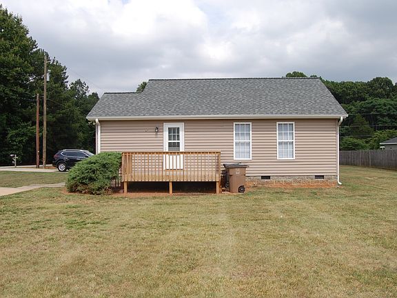 5th image of 1412A Lankford St