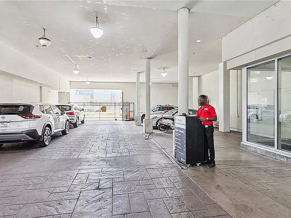 4th image of 1201 Canal St APT 211