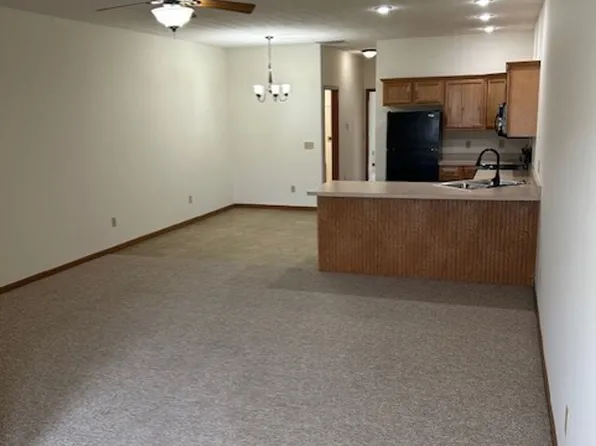 1510 Williamsburg Pl APT B, Troy, OH 45373