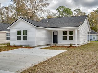 58 W F Magers Rd, Crawfordville, FL 32327