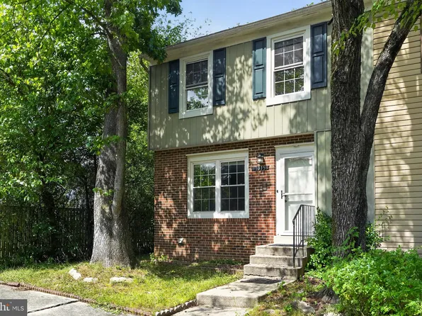 1015 Saint Michaels Dr, Bowie, MD 20721