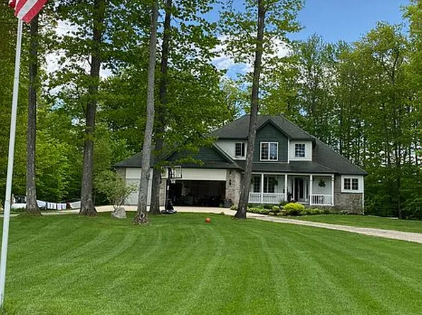 10210 Passenheim Rd, Gaylord, MI 49735
