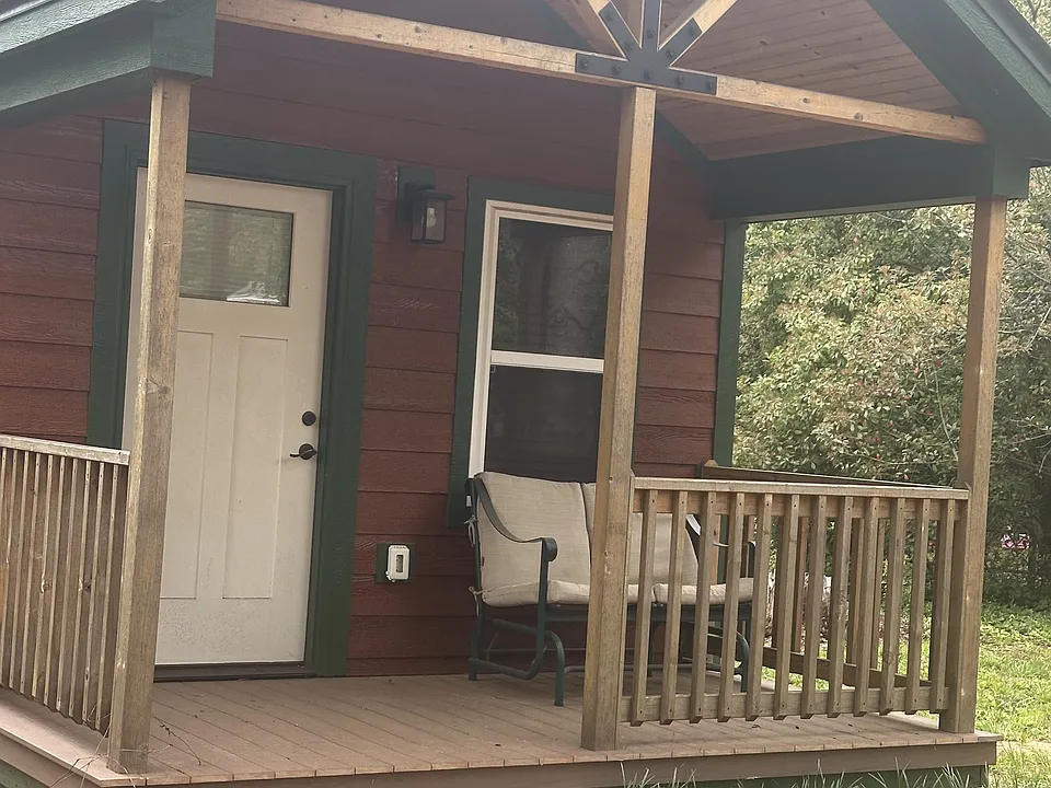 266 Broadview Dr