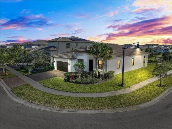 17564 SW 41st St, Hollywood, FL 33029