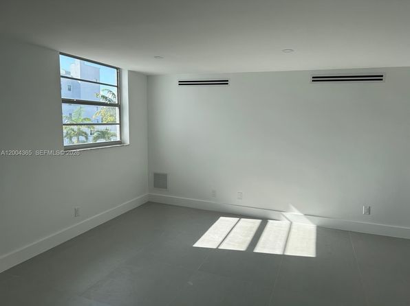 360 Meridian Ave APT 3E