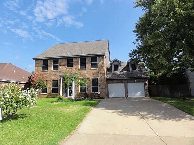 1st image of 3314 Bridlewood Dr