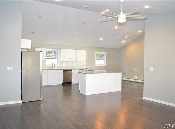 4th image of 32 Bayou Ct