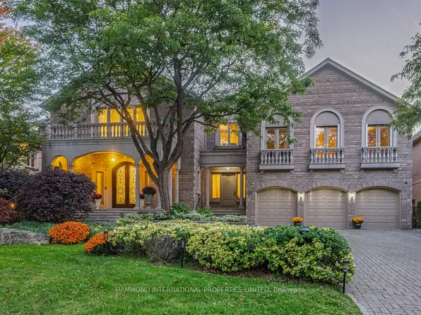 32 Arjay Cres, Toronto, ON M2L 1C7