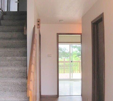3rd image of 440 Dutch Hill Dr