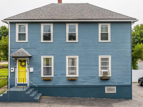 47 Phenix Ave, West Warwick, RI 02893