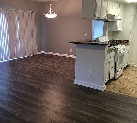 3rd image of 11014 Acama St APT 201