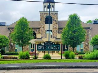 59 Walpole St UNIT 205, Canton, MA 02021