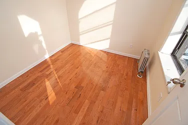 Rented by Genik Group Corp