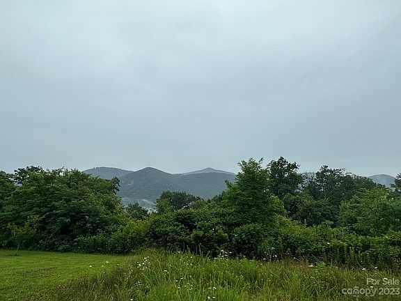 3rd image of 71 Autumn View Dr