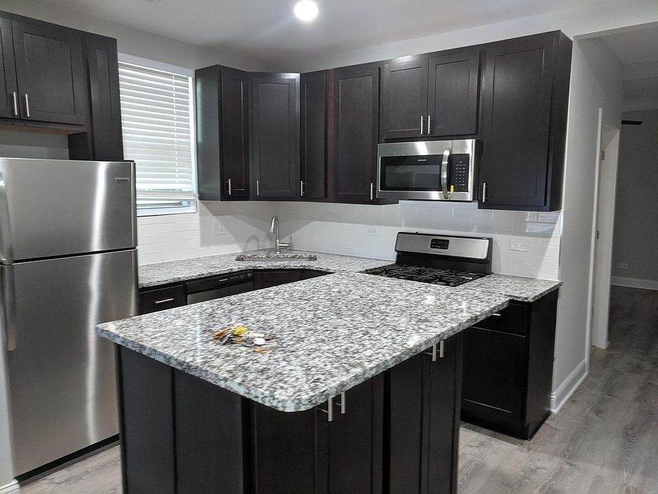 1st image of 5325 N Ashland Ave #1
