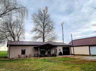 628 Harsy Rd, Du Quoin, IL 62832