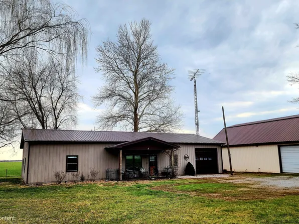 628 Harsy Rd, Du Quoin, IL 62832