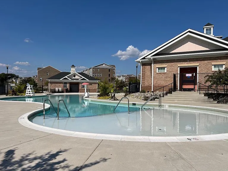 4901 Forest Pines Dr — Photo 41