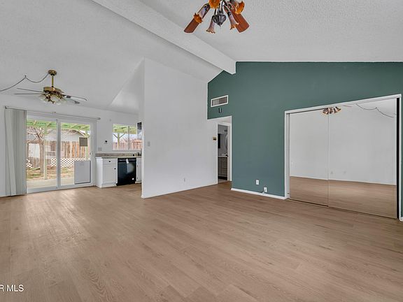 3rd image of 21010 Lodi Pl