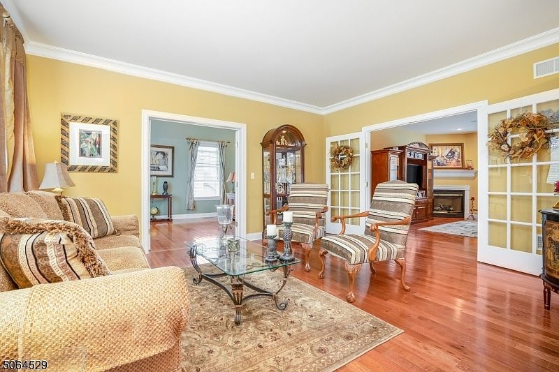 52 Crest Blvd, Easton, PA 18045 Zillow