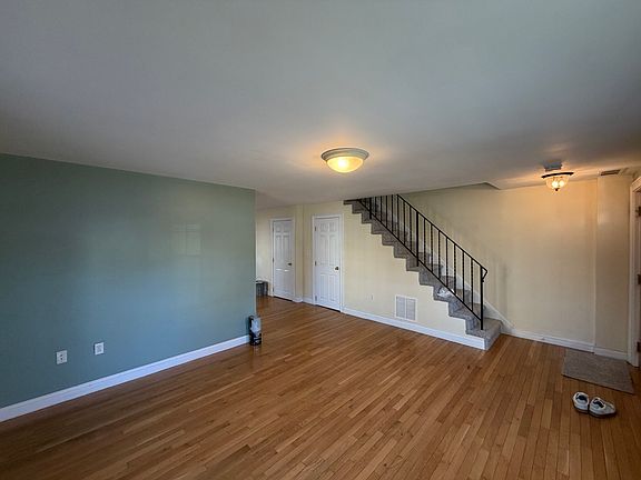 2nd image of 4 Wilson St