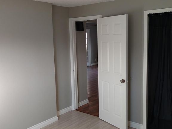 3rd image of 405 S Roosevelt St