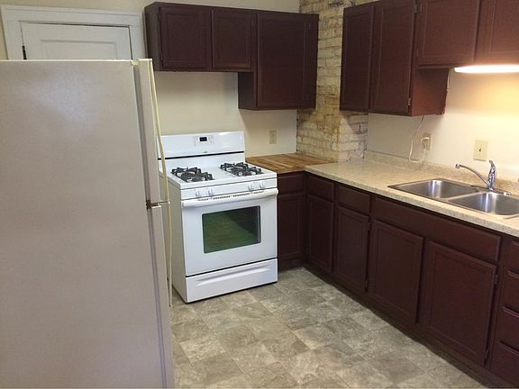 4th image of 2704 Aldrich Ave S