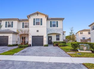 11881 NW 46th St, Coral Springs, FL 33076