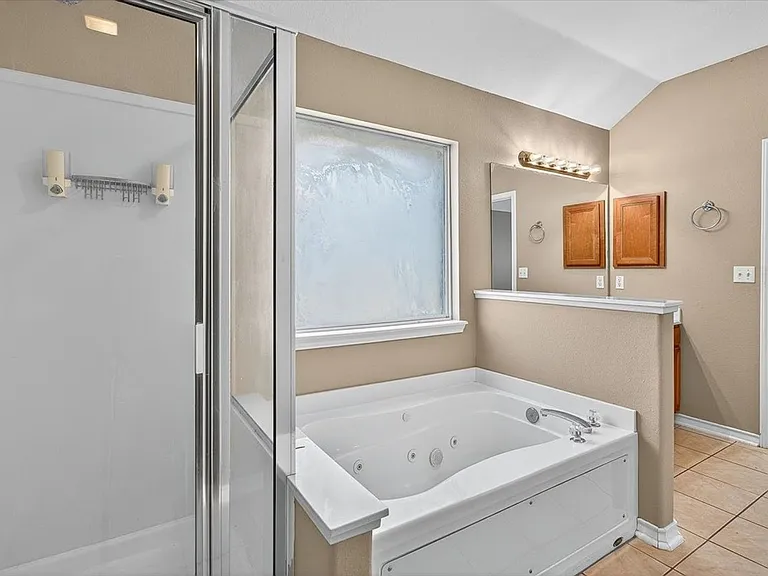 5933 Brightwood Dr — Photo 26