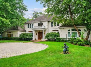 24 Davis Dr, Armonk, NY 10504