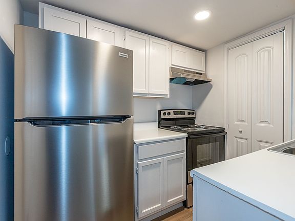 5th image of 10951 E 23rd St #10967-D