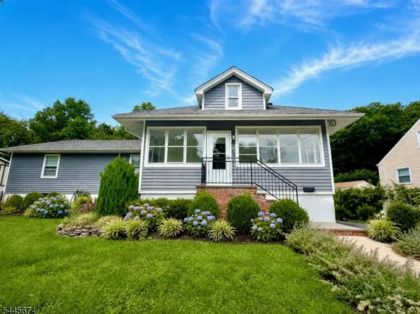 54 Davenport Ave, Roseland Boro, NJ 07068